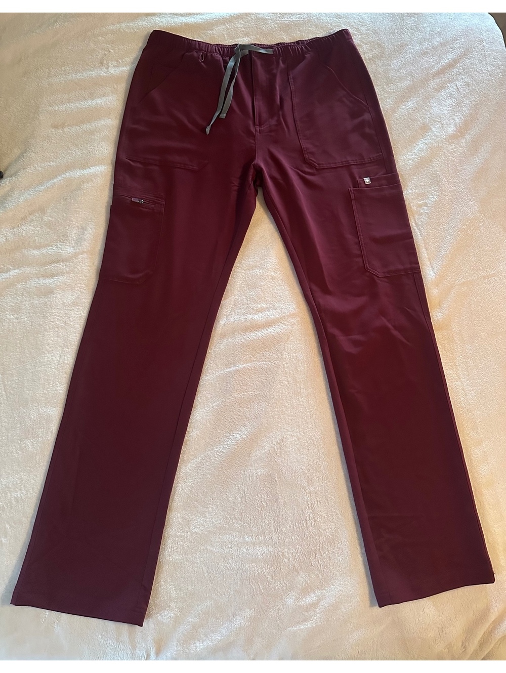 FIGS Cairo Cargo Scrub Pants - Burgundy / Maroon - Men’s Size XL Tall (XLT)